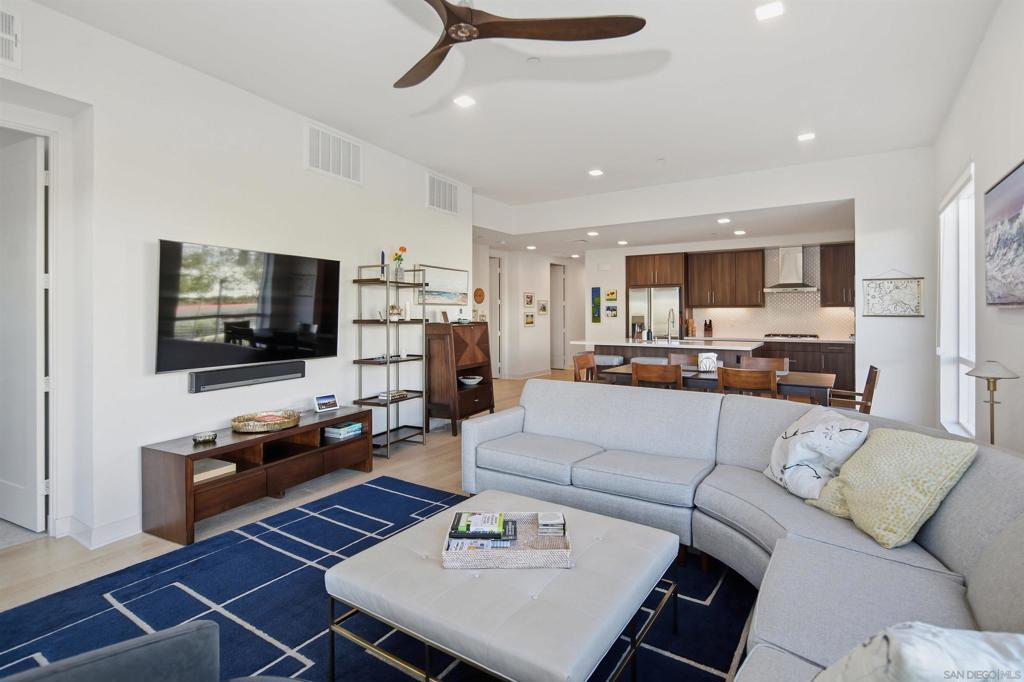 2400 Community Ln - photo 10