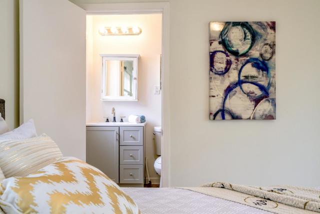 311 Linden Avenue, San Bruno CA: https://media.crmls.org/mediaz/6bff192c-14e0-424d-a7fb-5fc25c5d04f2.jpg