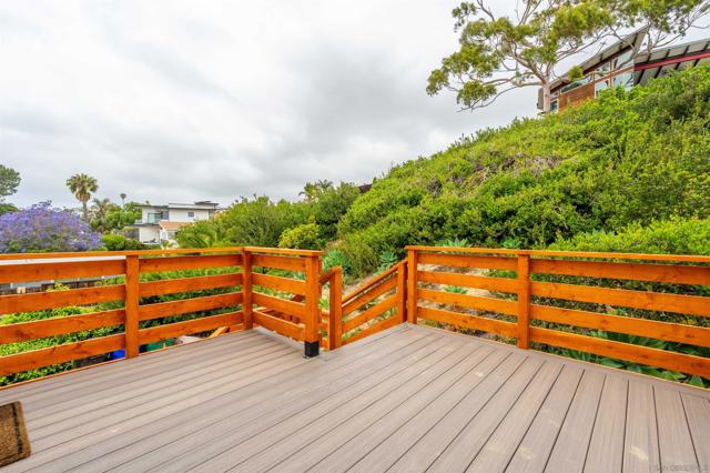 5021 Foothill Blvd, San Diego CA: https://media.crmls.org/mediaz/6c027687-2ceb-4329-b040-9d78ad76f4ec.jpg