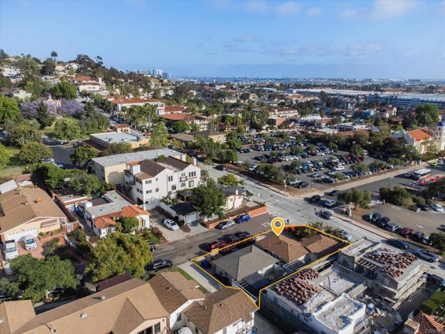2604 06 Juan Street, San Diego CA: https://media.crmls.org/mediaz/6c03d1e1-3385-4a41-877f-c35429e36396.jpg