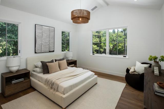 240 Valparaiso Avenue, Atherton CA: https://media.crmls.org/mediaz/6c042ba0-4db0-4dc9-8b80-a27655d6c735.jpg