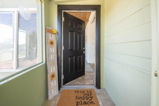 96 Shasta Way, Salinas CA: https://media.crmls.org/mediaz/6c054f0e-946f-4a82-a577-348044736823.jpg
