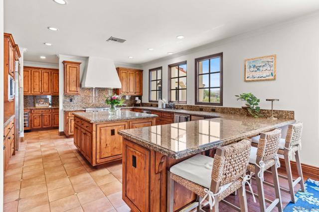 7975 Villas, San Diego CA: https://media.crmls.org/mediaz/6c05a9e0-318d-4111-871b-67875075812b.jpg