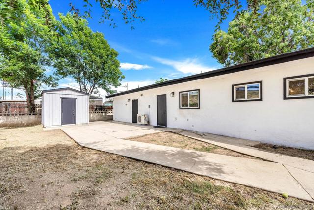 12244 Lakeshore Drive, Lakeside CA: https://media.crmls.org/mediaz/6c05c24e-b90e-4ccb-9406-a45ac525a74a.jpg