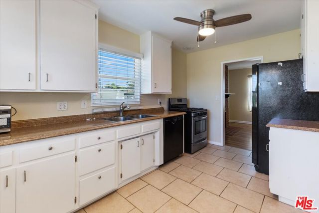 774 N Russell Drive, Orange CA: https://media.crmls.org/mediaz/6c065195-88a4-4f39-ab79-c2ba96926382.jpg
