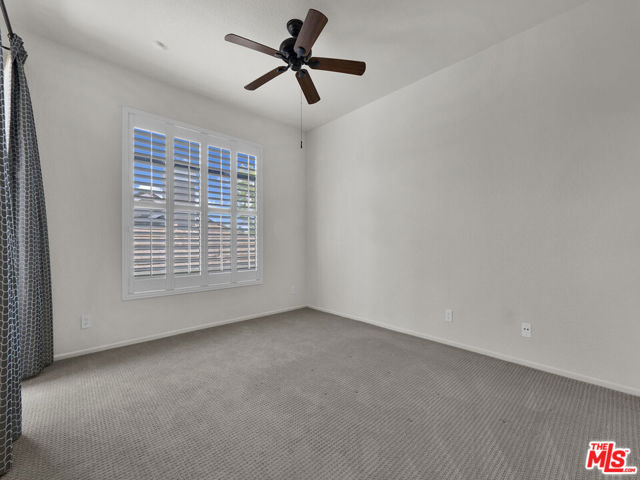 24 Green Brier Circle, Coto de Caza CA: https://media.crmls.org/mediaz/6c06f2f3-7905-4383-8e97-5e2ec7577321.jpg