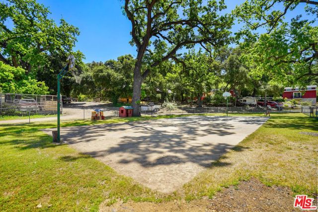 30473 Mulholland Hwy, Agoura Hills CA: https://media.crmls.org/mediaz/6c0728b8-667e-430e-bacf-11508dbb6a17.jpg