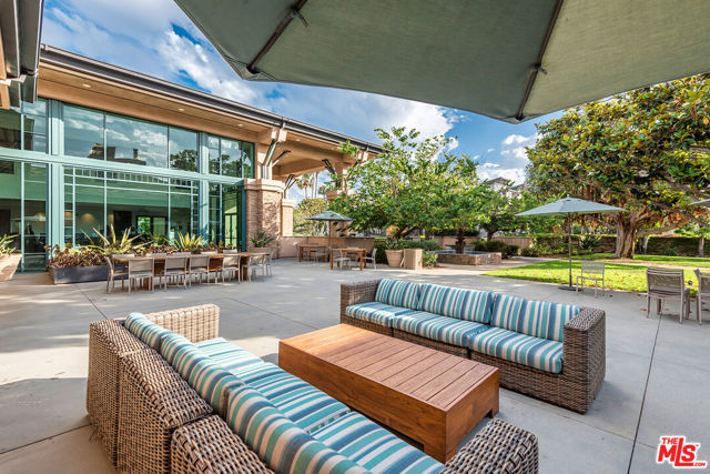13044 Pacific, Playa Vista CA: https://media.crmls.org/mediaz/6c07433e-d4e3-46ce-bd7c-b3797e0607cd.jpg