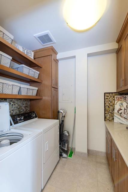 643 Beach Drive, Aptos CA: https://media.crmls.org/mediaz/6c077590-0d56-47d5-8f3b-1c8372e7373a.jpg