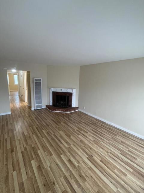 265 Mastick Ave, San Bruno CA: https://media.crmls.org/mediaz/6c07d4c0-cf77-40e7-b634-eaadd5ae4bc3.jpg