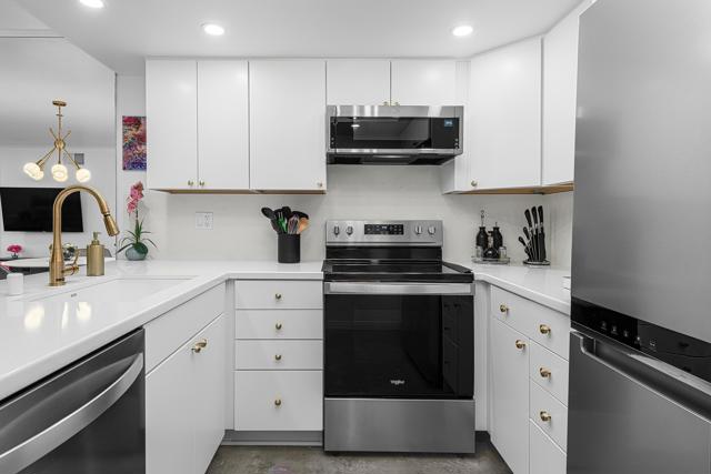 500 E Amado Road, Palm Springs CA: https://media.crmls.org/mediaz/6c07f0f3-c270-4c42-b985-e44fc7aa6896.jpg