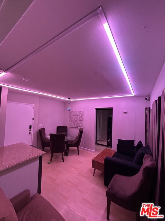 320 S Ardmore Avenue #325