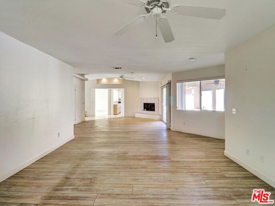 MLS #25594941 image #14