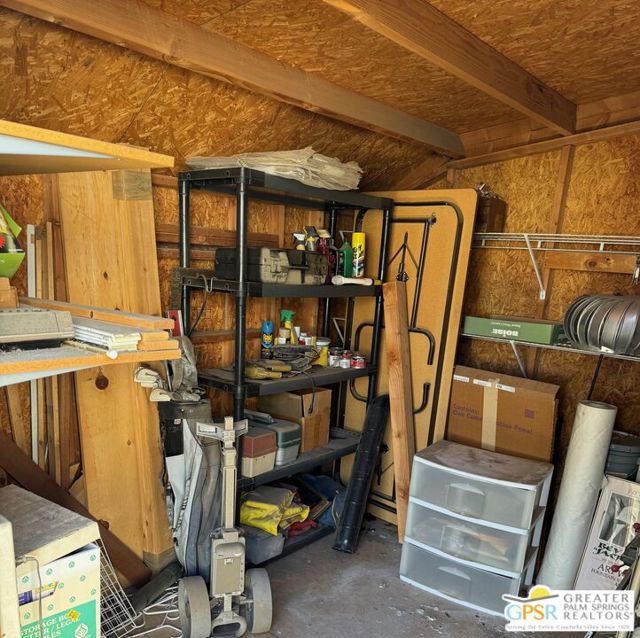 17640 Corkill Road, Desert Hot Springs CA: https://media.crmls.org/mediaz/6c094ca3-f2bd-4234-93c4-3b27d1fc64b6.jpg