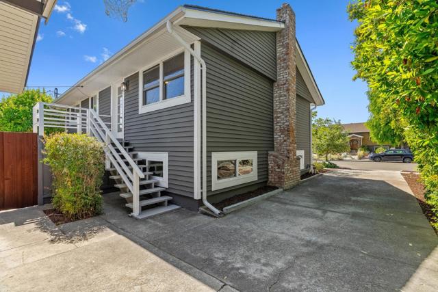 3901 Bucknall Road, Campbell CA: https://media.crmls.org/mediaz/6c0b1219-e40d-417a-86da-58ff8bda5ead.jpg