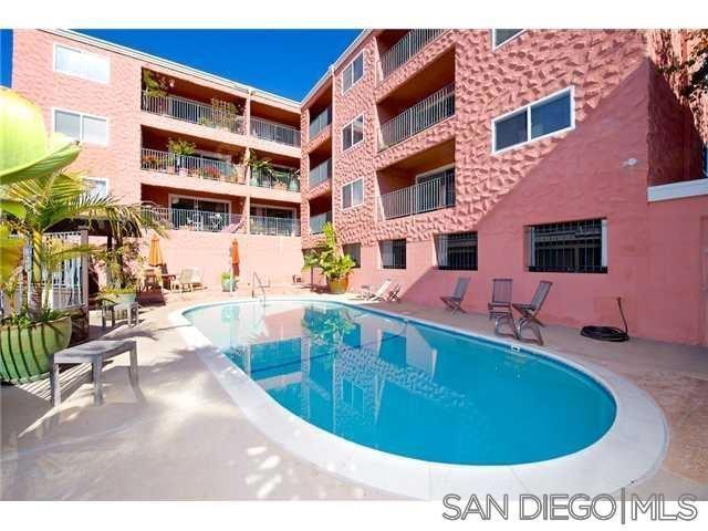 MLS #250036562SD image #10