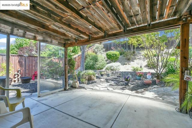 5125 Monitor Pass Way, Antioch CA: https://media.crmls.org/mediaz/6c0bc17e-4339-482b-91f3-aec55f6fc18e.jpg