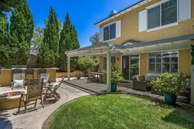 2423 Wishing Star Way, Chula Vista CA: https://media.crmls.org/mediaz/6c0cc106-9fff-4f66-a1fc-238f6dbd5d18.jpg
