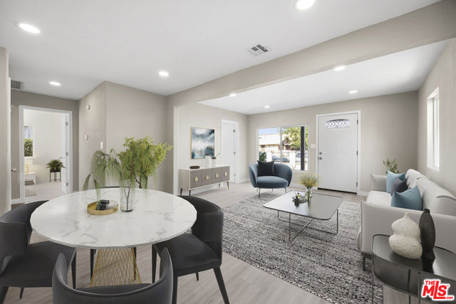 1212 W 92nd Street, Los Angeles CA: https://media.crmls.org/mediaz/6c0cff35-ca33-402f-80c5-2446ce63fd21.jpg