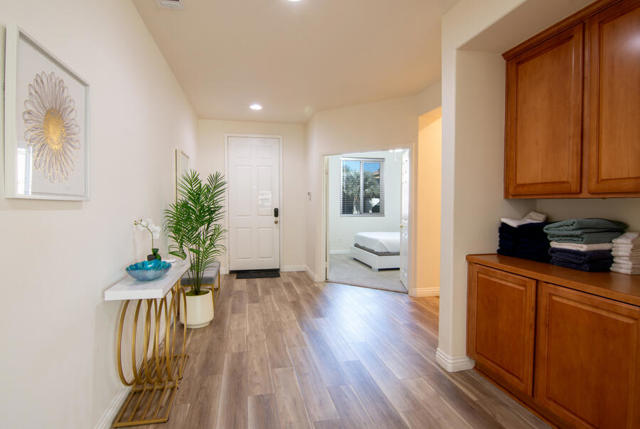 43784 Riunione Place, Indio CA: https://media.crmls.org/mediaz/6c0d4e81-ba25-4c86-aee7-49a169c21402.jpg