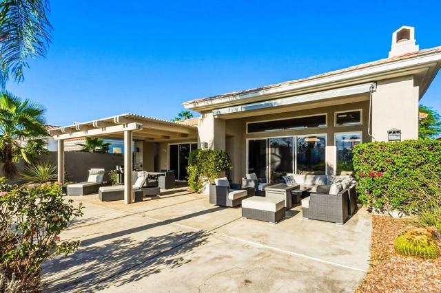 752 Mission Creek Drive, Palm Desert, CA 92211