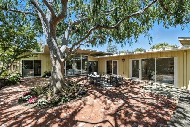 666 Georgia Avenue, Palo Alto CA: https://media.crmls.org/mediaz/6c0d719f-4aa6-4492-a3e4-96787978a43b.jpg