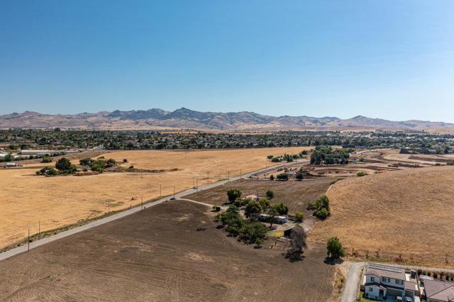 120 Enterprise Road, Hollister, California 95023, ,Multi-Family,For Sale,Enterprise,ML81898380