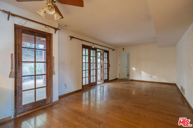 343 Santa Helena, Solana Beach CA: https://media.crmls.org/mediaz/6c0f0f34-c82d-4e8e-a1cf-b1db117430ac.jpg