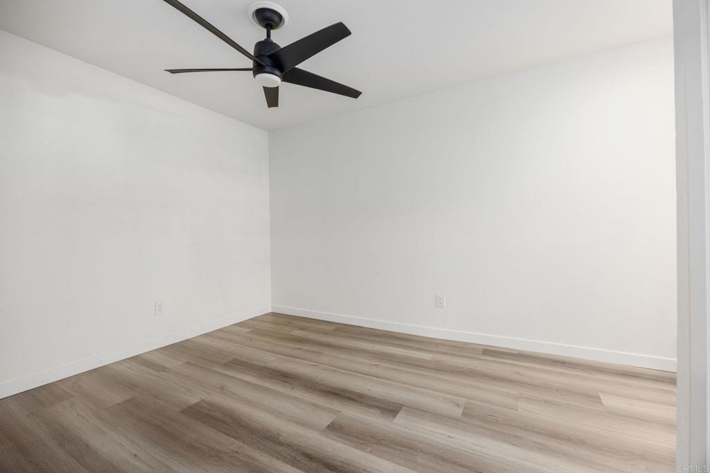 1817 Grand Avenue - photo 14