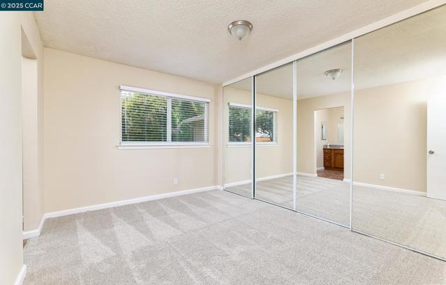 345 Swan Way, Vallejo CA: https://media.crmls.org/mediaz/6c106d74-6831-466c-9f97-c10f596a0d82.jpg