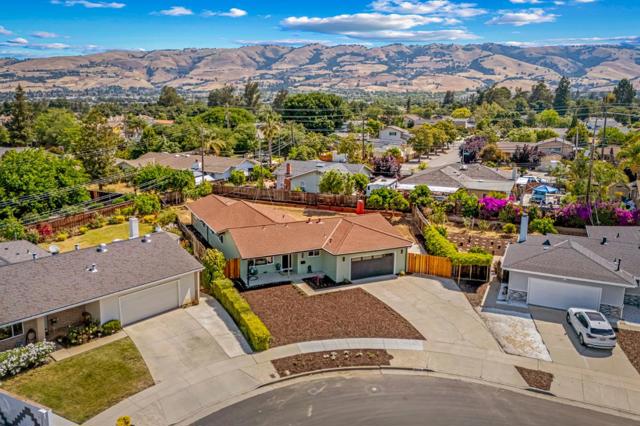 2733 Suisun Avenue, San Jose CA: https://media.crmls.org/mediaz/6c11b34d-c460-41de-841e-174edfbc214d.jpg