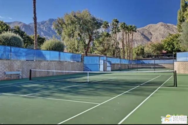 751 N Los Felices Circle, Palm Springs CA: https://media.crmls.org/mediaz/6c11b4bb-b401-4253-8580-f6d4252c87ee.jpg