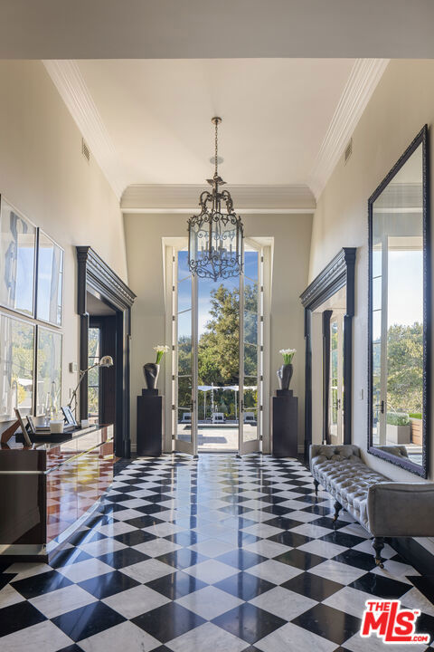 Drew Fenton | 10847 Bellagio Road Los Angeles CA | MLS: 7449719 Drew Fenton | 10847 Bellagio Road Los Angeles CA | MLS: 7449719