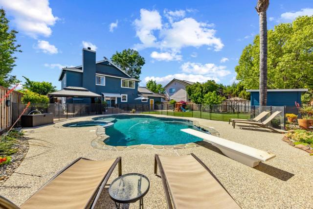 1851 Severinsen Street, Hollister CA: https://media.crmls.org/mediaz/6c13d2a7-9b29-487e-a990-d88d63f7f796.jpg
