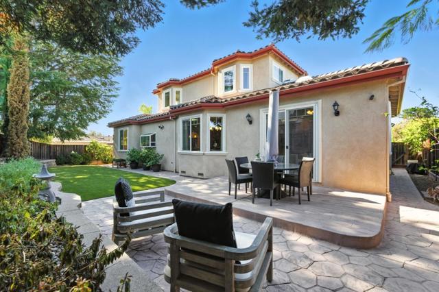 21976 Mcclellan Road, Cupertino CA: https://media.crmls.org/mediaz/6c144286-5e03-4335-8e87-774d4f095c0d.jpg