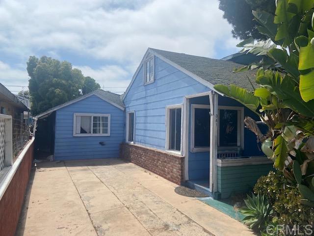 Detail Gallery Image 1 of 1 For 341 Brooks, Oceanside,  CA 92054 - 2 Beds | 1 Baths