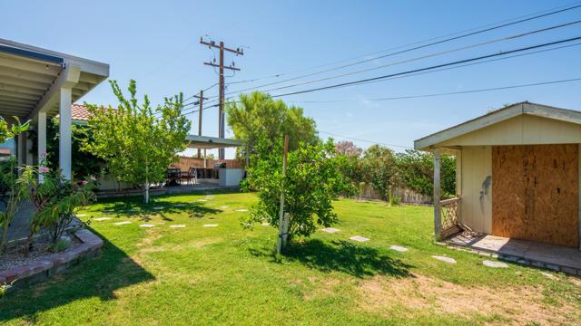 68099 Via Domingo, Desert Hot Springs CA: https://media.crmls.org/mediaz/6c14bafd-1e40-49fe-9c69-b424d6c61058.jpg