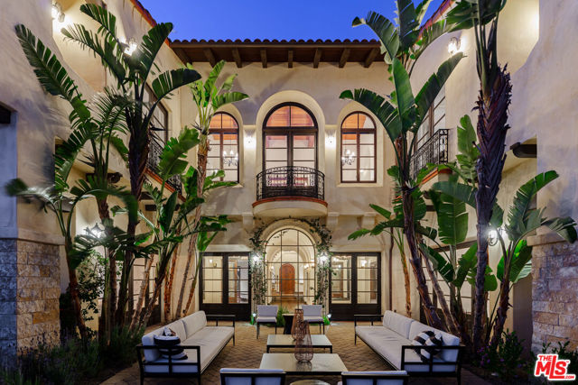 6914 Solano Verde Drive, Somis CA: https://media.crmls.org/mediaz/6c157a01-c62a-457c-81b1-861fcf2d64c8.jpg