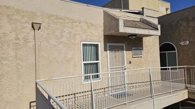 5252 Orange Ave, San Diego CA: https://media.crmls.org/mediaz/6c16dfd5-0949-484b-bb5f-3dd447eab959.jpg