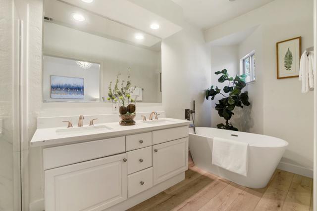989 Asilomar Terrace, Sunnyvale CA: https://media.crmls.org/mediaz/6c183271-b8bd-44c1-b69e-79ceac4beee1.jpg