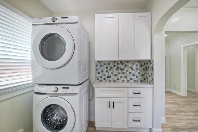 4685 Hamilton Street, San Diego CA: https://media.crmls.org/mediaz/6c1a87f1-d8e9-4c15-9055-635eb16dd9b7.jpg