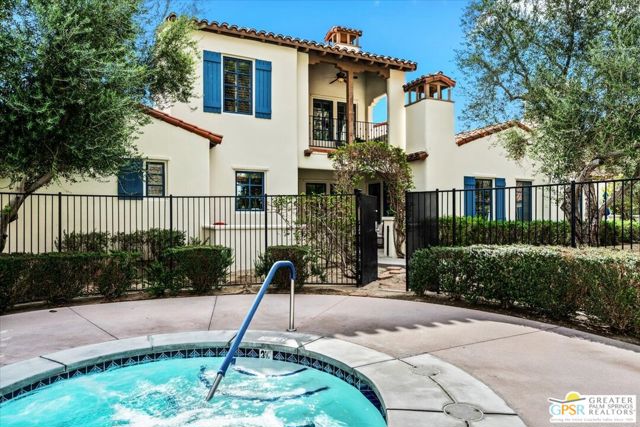 48472 Legacy Drive, La Quinta CA: https://media.crmls.org/mediaz/6c1bbc51-54c3-4334-8f2e-cc0c4c269cc4.jpg
