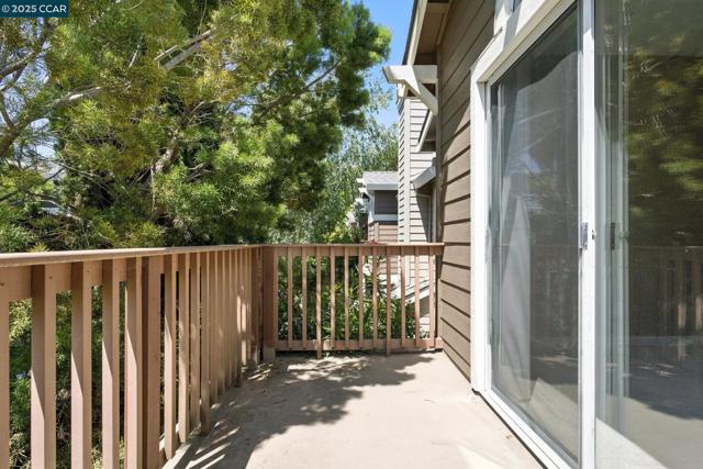 305 Daybreak Court, San Ramon CA: https://media.crmls.org/mediaz/6c1ceff3-4040-4b4b-b864-354b6ce02ae4.jpg