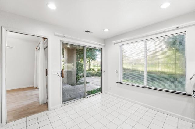 Detail Gallery Image 17 of 32 For 63 Encantado Canyon, Rancho Santa Margarita,  CA 92688 - 2 Beds | 2 Baths