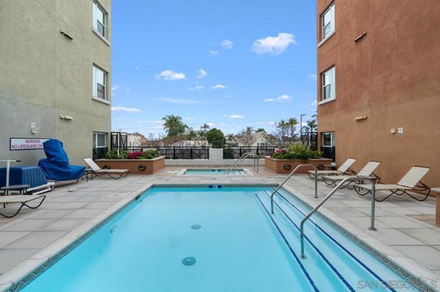 3687 4th Ave, San Diego CA: https://media.crmls.org/mediaz/6c1fb39d-46ae-42f1-88c4-804c9fbdff31.jpg