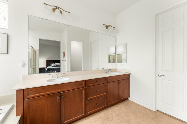 Image 23 of 48 For 42897 Cusino Court