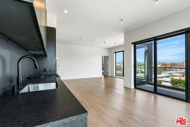 10700 Tabor Street, Los Angeles CA: https://media.crmls.org/mediaz/6c203eb8-02f5-40cd-b2f2-17ab916b7ba2.jpg