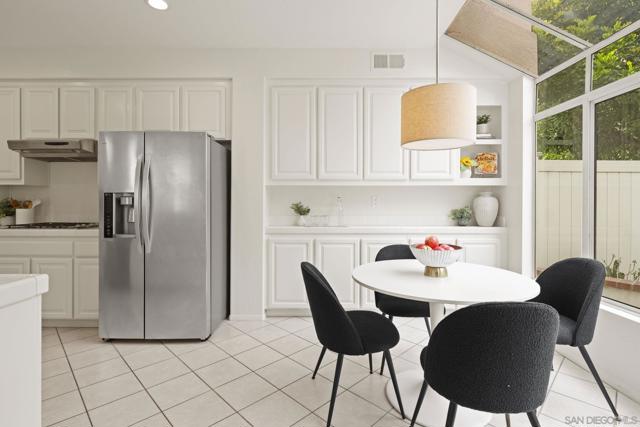 12518 Cavallo St, San Diego CA: https://media.crmls.org/mediaz/6c21b54c-b65a-4ef1-a7e8-034906b5d70a.jpg