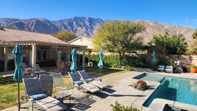 1002 Alta Cresta, Palm Springs CA: https://media.crmls.org/mediaz/6c245a73-ecd3-4c87-8cd5-2b92fdedf0f6.jpg