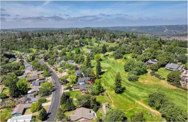1685 American River Trail,  CA: https://media.crmls.org/mediaz/6c2584f5-e443-467d-ab90-30403d9f1df5.jpg
